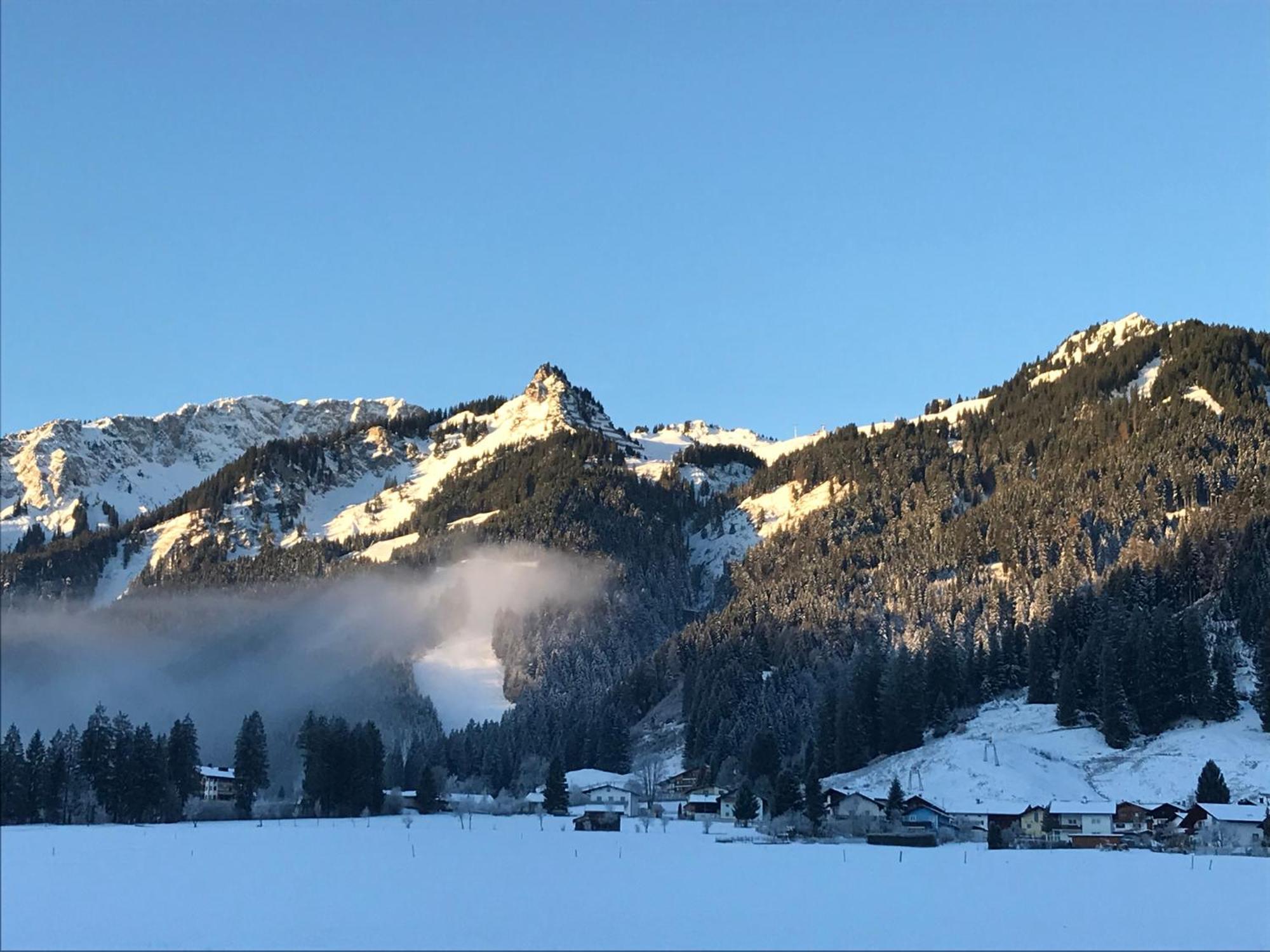 Hotel Pension Talblick In Waengle Bei Reutte Exteriér fotografie